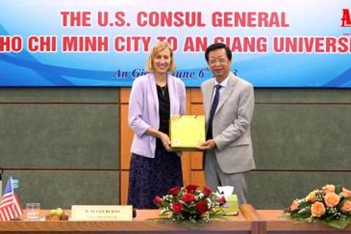 Trường Đại học An Giang tiếp Tổng Lãnh sự Hoa Kỳ tại TP. Hồ Chí Minh