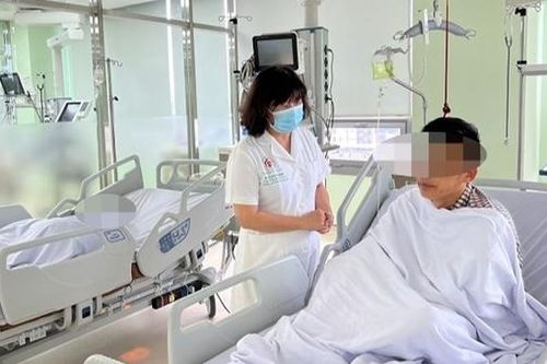 Sức khỏe 2 bố con ở Hải Phòng bị ngạt khí khi ngủ trên ô tô giờ ra sao?