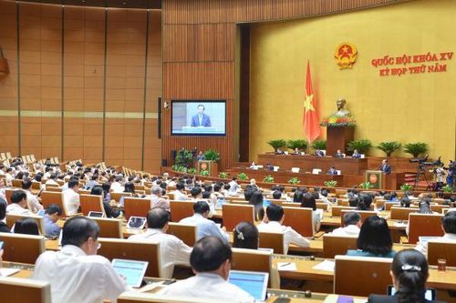 Bộ trưởng Đào Ngọc Dung: Sửa Luật Bảo hiểm theo hướng tăng quyền lợi cho người lao động
