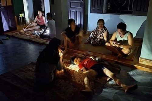 Du lịch biển 'vạ vật' vì cắt điện
