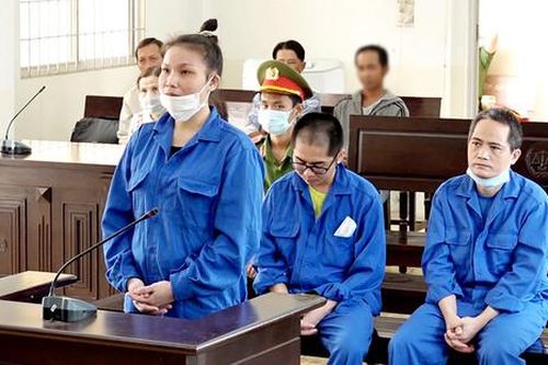 Nhóm đối tượng mua bán tài khoản ngân hàng tiếp tay cho lừa đảo lãnh 34 năm tù