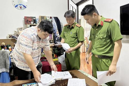 Chống ' tín dụng đen' lừa đảo qua app