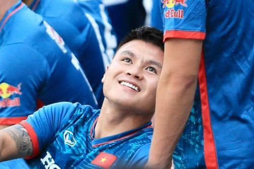 Quang Hải tươi rói khi trở lại ĐT Việt Nam