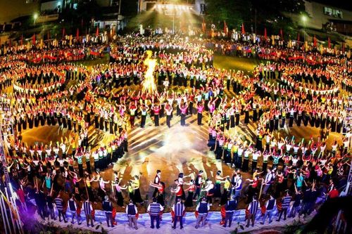 Xây dựng thị xã Nghĩa Lộ (Yên Bái) thành thị xã văn hóa, du lịch: Khó mấy cũng phải làm