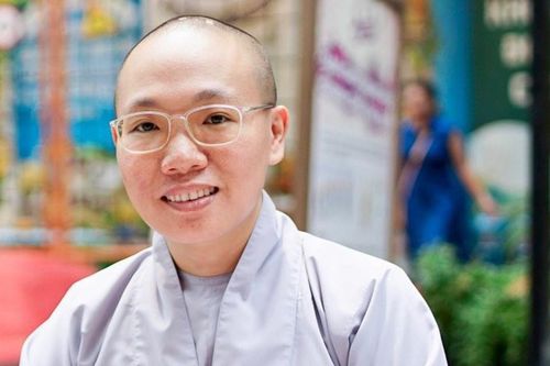 Sư cô Suối Thông: 'Vì ai cũng cần phải sống tốt mà'