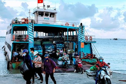 Tiếp tục miễn, giảm vé qua phà Gót cho người dân huyện đảo Cát Hải