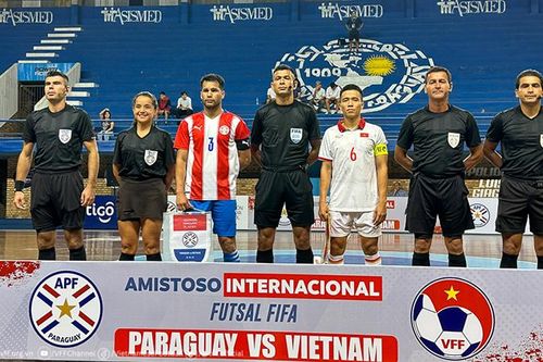 Tuyển futsal Việt Nam hòa kịch tính Paraguay sau khi bị dẫn trước 3 bàn