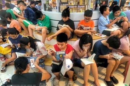 Mất điện, lại 'bật loa rè'...