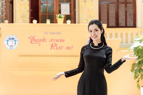 Nông Thúy Hằng khoe thành tích xuất sắc, đập tan nghi ngờ học vấn