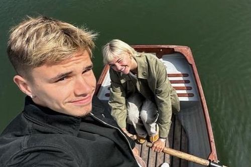 Gia đình David Beckham: Chuyện hẹn hò ngày càng gắn bó của Romeo Beckham và bạn gái người mẫu