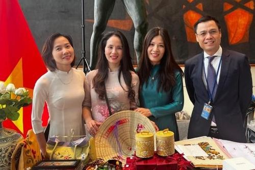 Việt Nam gây ấn tượng tại Hội chợ văn hóa - ẩm thực Liên hợp quốc 2023