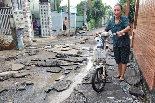Mưa lớn bất thường ở Đồng Nai: 262 hộ dân thiệt hại, đường dài gần 600m hư hỏng hoàn toàn