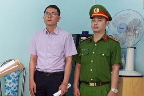 Bắt Phó Giám đốc Chi nhánh Văn phòng đăng ký đất đai