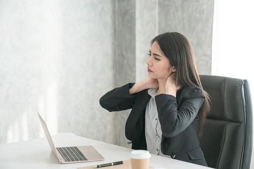 Mối nguy bệnh tật từ hiện tượng đau vai gáy