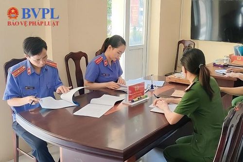 Kiểm tra, hướng dẫn tiếp nhận, giải quyết nguồn tin về tội phạm tại Công an cấp xã