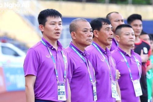 Huấn luyện viên Phan Như Thuật chưa hoàn toàn hài lòng với lối chơi của Sông Lam Nghệ An trong trận gặp Thành phố Hồ Chí Minh