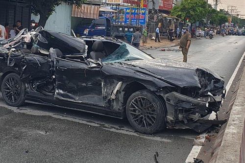 Thông tin mới vụ ô tô tông hàng loạt xe máy, 1 người chết não