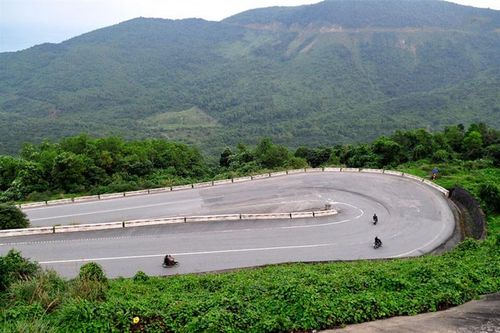 Chiêm ngưỡng 'thiên hạ đệ nhất hùng quan' của Việt Nam