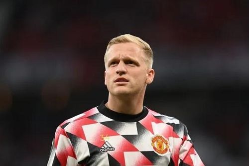 Van de Beek cân nhắc chia tay MU