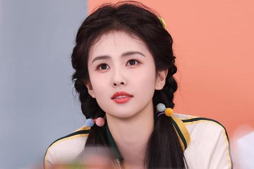 Bạch Lộc từng suýt mất vai nữ chính trong dự án chính kịch mới vì quá xinh đẹp