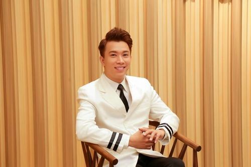 Ca sĩ Hoàng Tú: 'Vợ chồng mâu thuẫn, người nào quyền lực hơn là người đó ra quyết định'