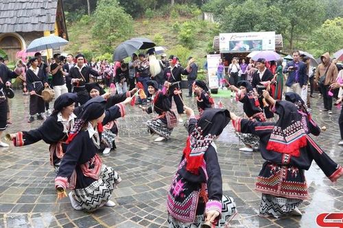Khai thác tiềm năng, đa dạng hóa các loại hình du lịch
