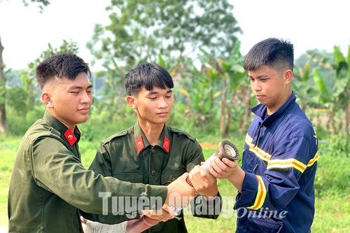 Trên thao trường cùng các chiến sỹ mới