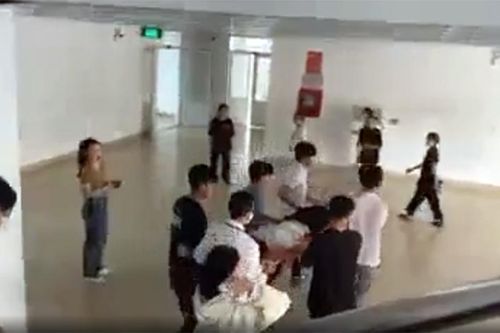 Kêu gọi hỗ trợ sinh viên bị đột quỵ trong giờ học