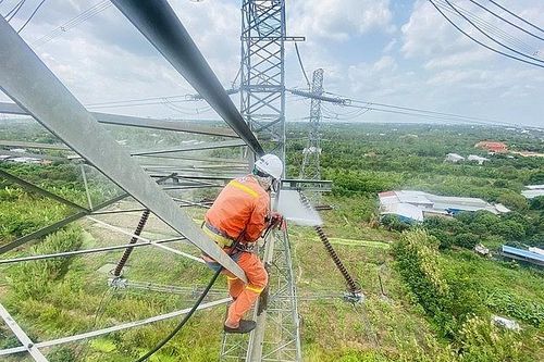 Thủ tướng yêu cầu thanh tra về quản lý và cung ứng điện của EVN