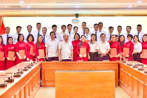 TAND TP. Hà Nội công bố và trao quyết định bổ nhiệm Thẩm phán