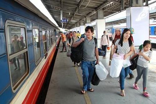 Ga Sài Gòn chạy thêm nhiều đoàn tàu phục vụ cao điểm hè 2023