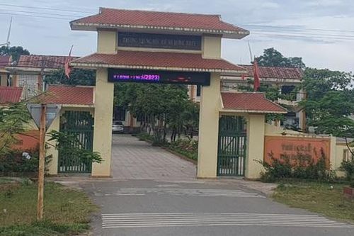 Quảng Bình: Nam sinh không thể dự thi vào lớp 10 vì bị bạn đánh phải nhập viện