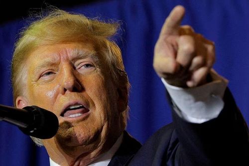 Reuters: Ông Trump trở thành mục tiêu cuộc điều tra về tài liệu mật
