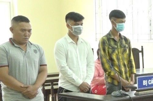 Chủ nợ lĩnh án vì bắt giữ người vay tiền