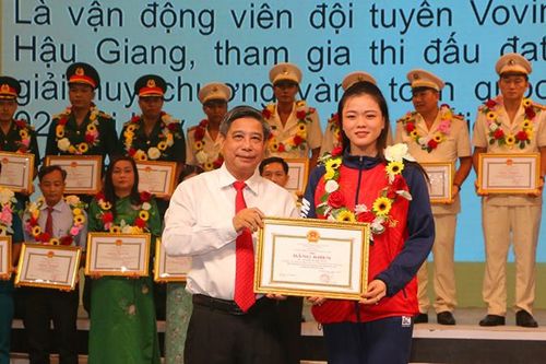 Hậu Giang tôn vinh 133 cá nhân trong phong trào thi đua ái quốc