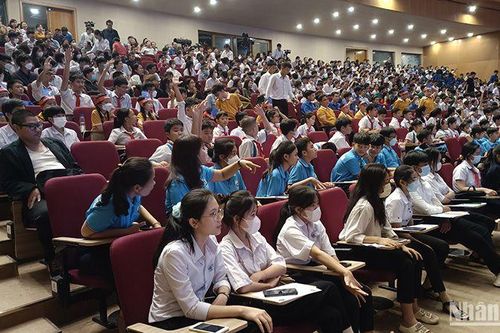 Bình Định: Học sinh, sinh viên hào hứng tham gia trải nghiệm Tuần lễ NASA Việt Nam