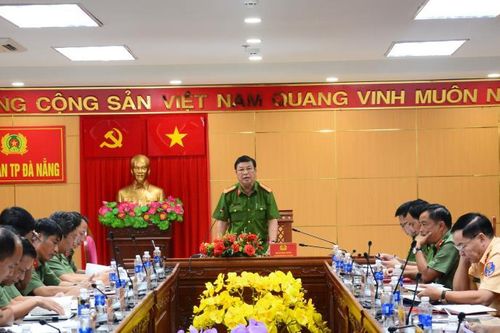 Tăng cường các biện pháp đảm bảo an ninh, trật tự tại lễ hội pháo hoa