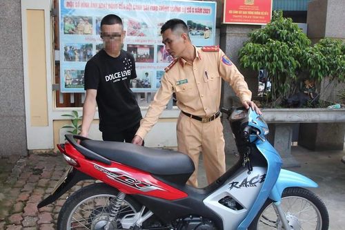 Thanh niên đi từ Hưng Yên đến Hà Nội để 'bốc đầu' xe