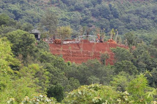 Liên tiếp vi phạm các quy định về sử dụng đất đai