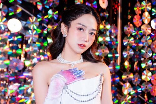 Tuổi thơ trong căn tập thể cũ, ngập nước thải của Lê Bống