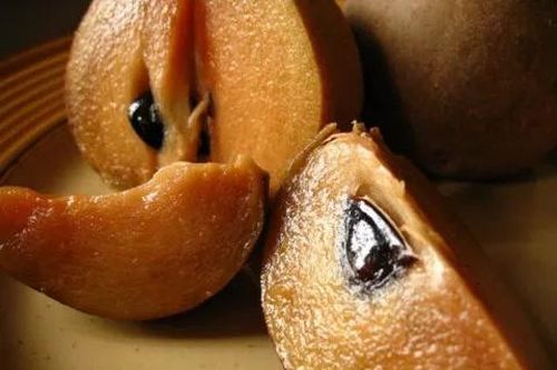 Mẹo chọn mua hồng xiêm ngọt thơm chín cây, lướt qua biết ngay quả nào ngọt tự nhiên quả nào ngâm hóa chất