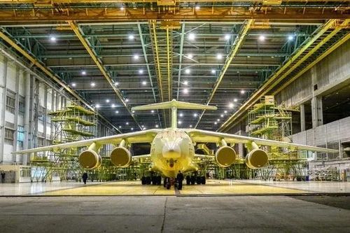 Máy bay vận tải Il-76MD-90A 'hoàn toàn nội địa' đầu tiên gia nhập Không quân Nga