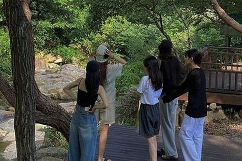 Team building trong mơ: Chỉ cần 1 bữa ăn ngon, lãnh đạo không tham gia các trò chơi