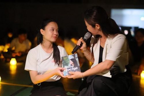 Trại hè 'Hoa hướng dương': 'Con cảm ơn mẹ, con yêu mẹ!'