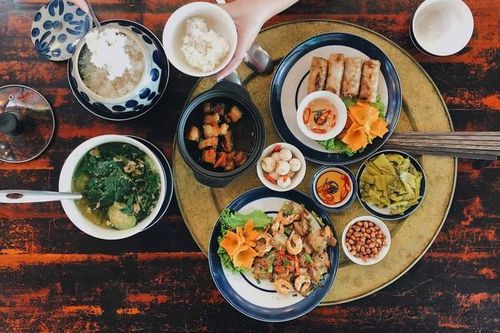 3 thói quen thường gặp trên mâm cơm của người Việt nhưng lại dễ 'sinh' bệnh tật