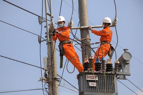 PC Đắk Nông: Tăng cường tuyên truyền khách hàng sử dụng điện tiết kiệm