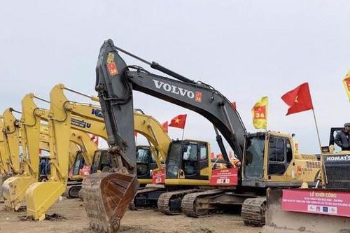 Rộn ràng khởi công đồng loạt 3 cao tốc và Vành đai 3 TP.HCM vào ngày 18/6