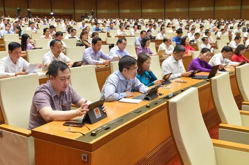ĐBQH Thái Thị An Chung (Nghệ An): Giao cho HĐND thành phố thẩm quyền quyết định thời gian miễn thuế thu nhập doanh nghiệp