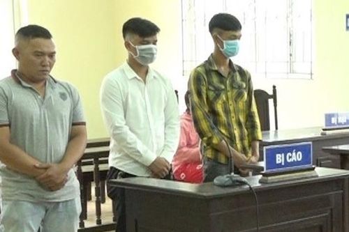 Khống chế bắt con nợ để ép trả tiền, 3 đối tượng lĩnh án tù