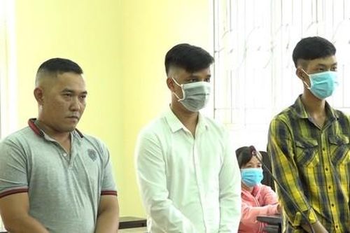 Nhóm cho vay bắt giữ con nợ để hù dọa lãnh án hơn 8 năm tù